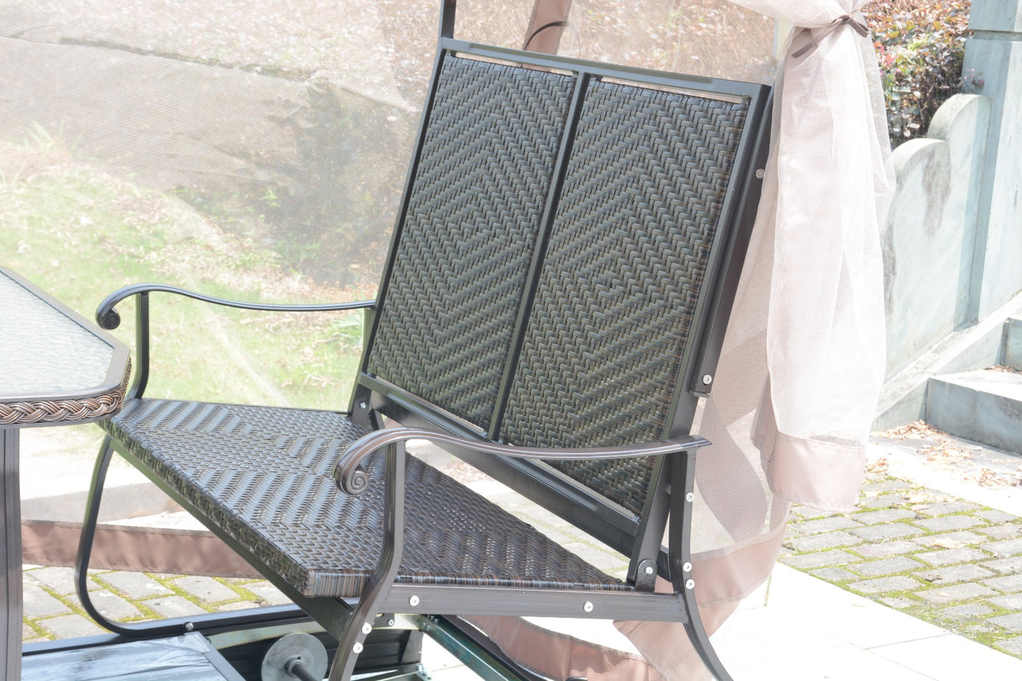 4-Seater Rocking Swing