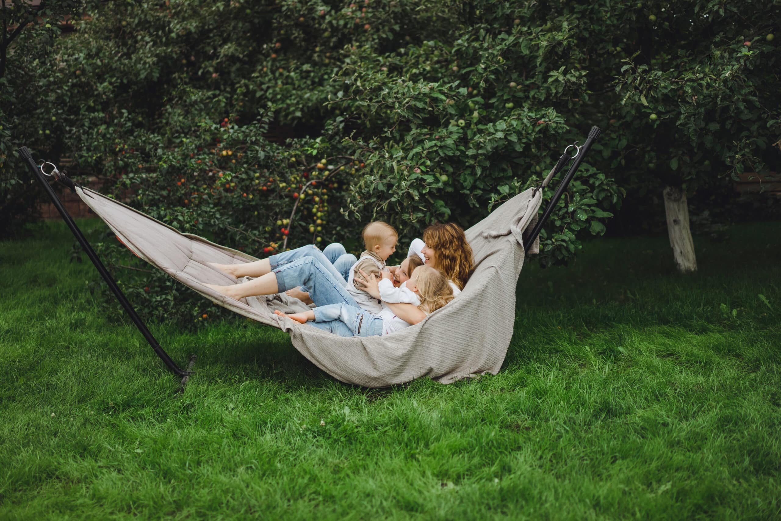 Garden Hammocks: Your Key to Outdoor Relaxation